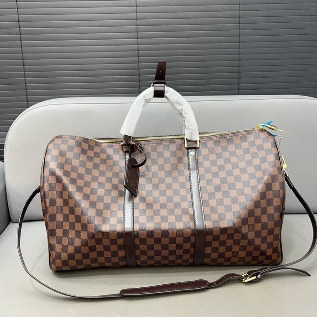 Louisvuitton 路易威登 Keepall 55 旅行袋 手提包袋 机场包 采用精湛镶嵌细工，实物拍摄 原厂原版面料 配送防尘袋 55 X 30