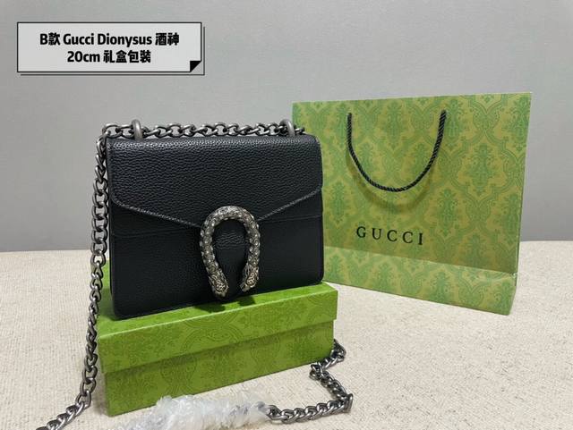 礼盒包装 Gucci 酒神包新款，真香最近心心念念的gucci酒神 新款get简直不要太好看，新的虎头logobling Bling的简直不要太美 因为