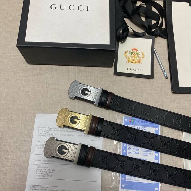 品牌：Gucci 配色白礼盒 等级：原品版质.定制层头牛皮。专柜售典经爆款开模。油精边致 电车脑线 手柔感软.实物拍摄修无饰 上效身果超好.配专柜全包套