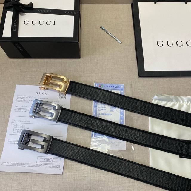 品牌：Gucci 配色白礼盒 等级：原品版质.定制层头牛皮。专柜售典经爆款开模。油精边致 电车脑线 手柔感软.实物拍摄修无饰 上效身果超好.配专柜全包套