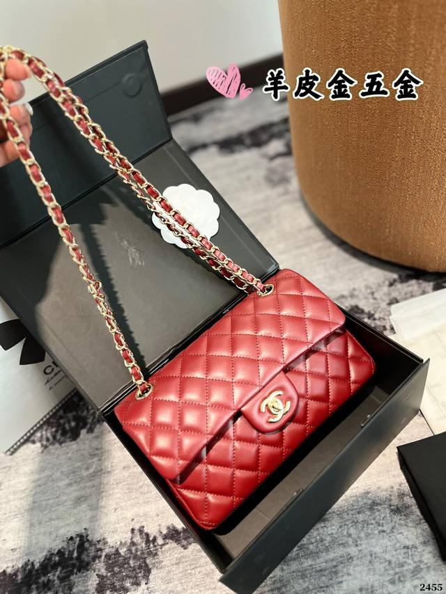 原单品质 “复刻版 Chanel 23Cm Cf ” Chanel礼盒专柜包装 无疑是个美胚子简直就是狙击小仙女们心脏的利器珍珠女孩的优