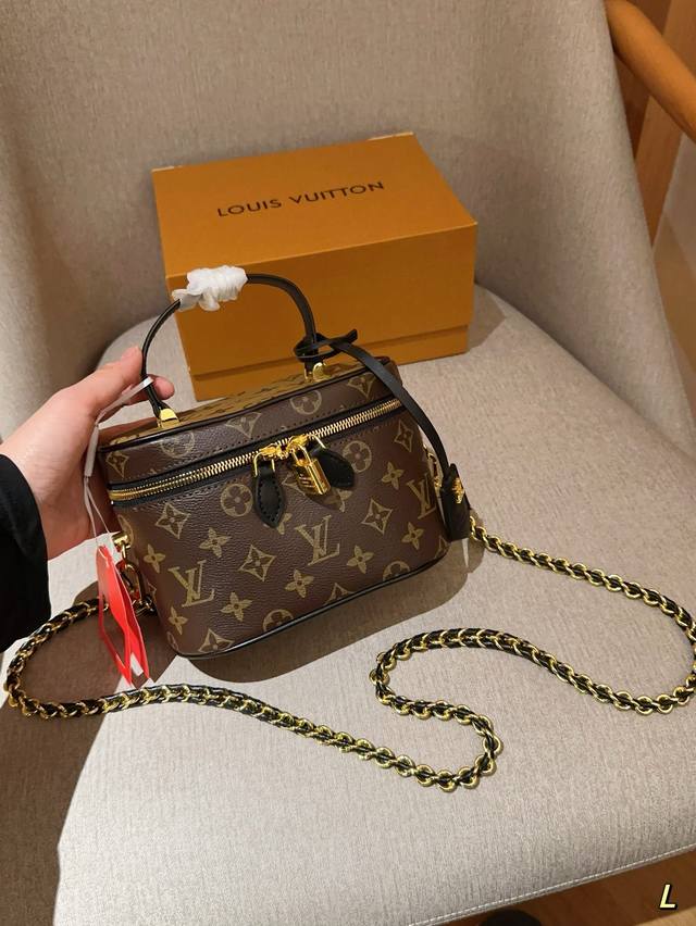 Louis Vuitton Lv路易威登 Vanity 链条包化妆包化妆箱 尺寸20Cm 礼盒包装