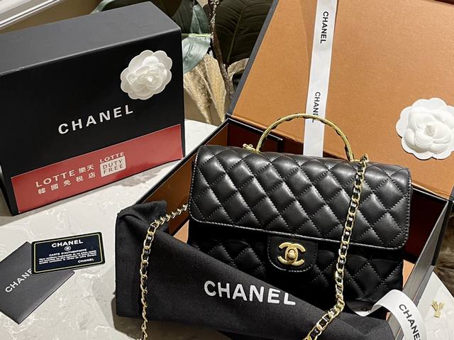 原版皮 折叠礼盒 Chanel 23K 手柄cf包 黑色系的搭配很适这季节 复古氛围感瞬间拉满 尺寸22 13Cm - 点击图像关闭