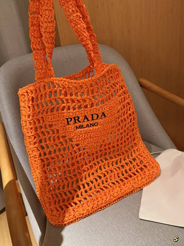 普拉达prada 草编拉菲草编织镂空腋下包 购物袋托特包tote 尺寸35×39×9 礼盒包装