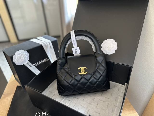 折叠礼盒 Chanel24K新款｜本季度的“最眼包” Chanel / 香奈儿 Kelly大号链条包 小羊皮 也是很耐用哒，经典百搭耐看