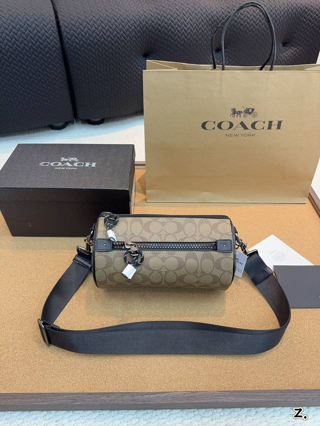 配礼盒 Coach/蔻驰斜挎包新款 水桶包圆筒包 拼色经典标志barrel 内置多功能袋， 织布衬里可单肩斜挎 尺寸23*13*13Cm - 点击图像关闭