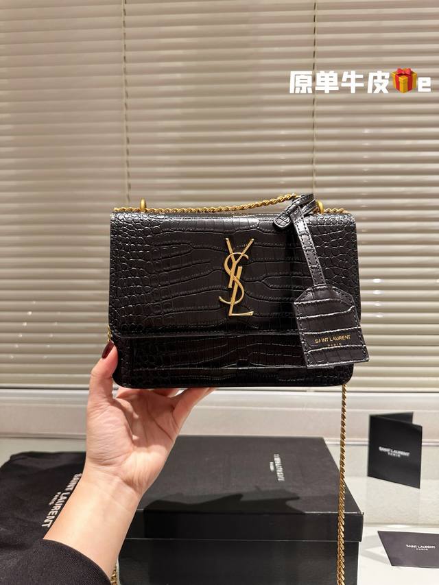 鳄鱼 平纹 上saint Laurent Ysl 圣罗兰 手提款日落包，高级定制正品对版真空电镀银五金 皮质、金属等做工简直无可挑剔！复古大气时尚集于一