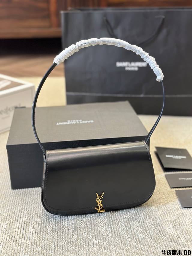 牛皮版本 Ysl/圣罗兰女士 Voltaire 迷你黑色皮革肩背包黑色腋 下包 Ysl 24迷你 Voltaire 腋下包 “ 极简主义