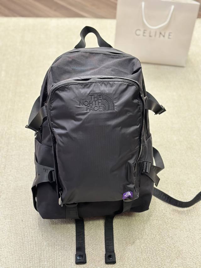 原版布 T North F 紫标系列双肩包 T North F 紫标系列 Cordura Nylon Day Pack 防水尼龙电脑夹层