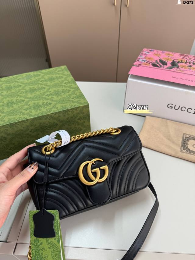 22Cm Gucci酷奇双g链条包 Gucci马蒙marmont Gucci新款小可爱震撼来袭 宝宝们 绝对绝对的下一个爆款！