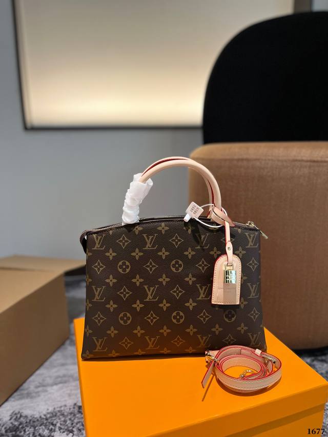 Lv 托特包tote 质感爆棚的美 上身真的太太太有质感啦 日常逛街不要太吸晴 尺寸 28.19