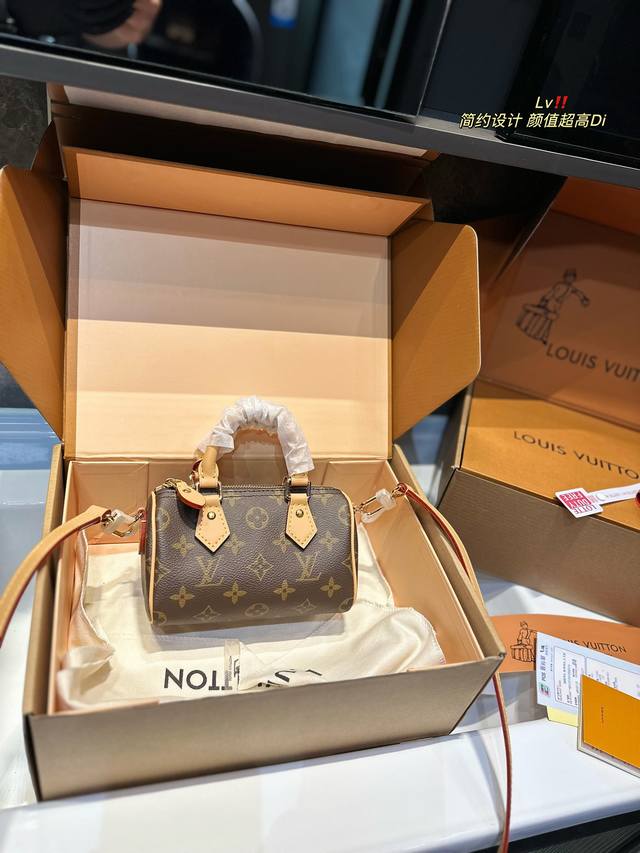 礼盒包装 Lv 新款 Speedy 16 Nano 枕头包 Lv 新款系列 枕头包 手袋,全网首发 Lv Speedy Nano 枕头包这款re