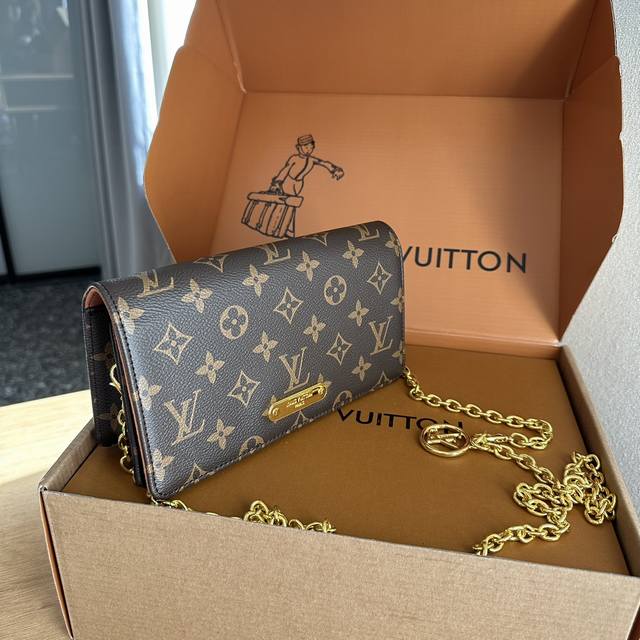 折叠礼盒 Lv 新品 Wallet On Chain Woc Lily 新品链条包 推荐自留 太百搭啦 尺寸20Cm