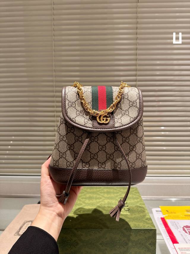 原厂皮 牛皮 折叠礼盒 官网飞机箱 全套乐天发票 Gucci 新品双肩包 原版品质！精工制作 Gucci/古奇 经典调配件 Gucci 古奇最新