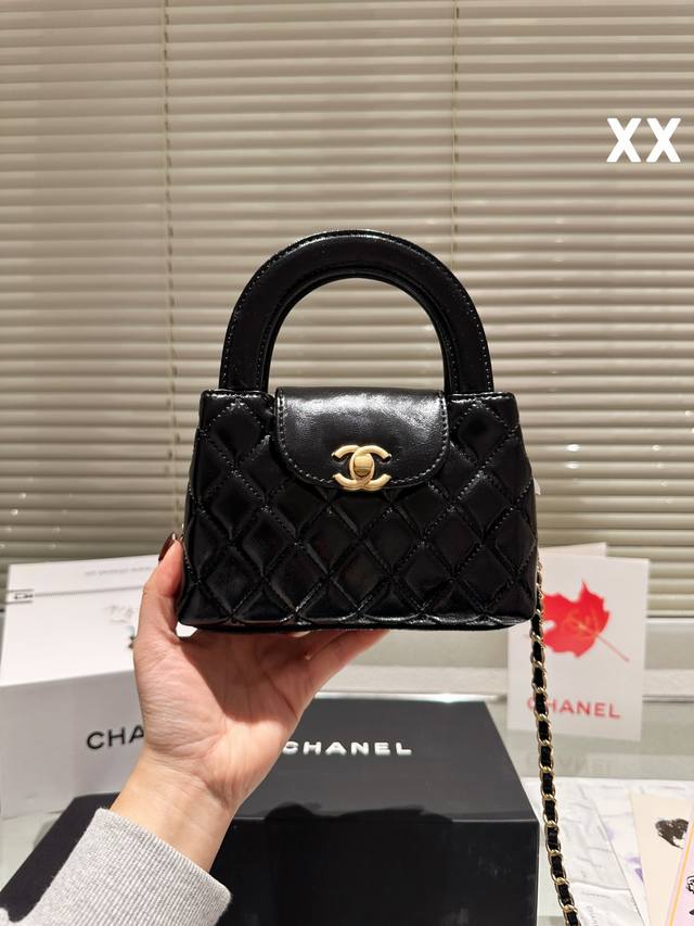 小羊皮 Chanel23K新款｜本季度的“最眼包” Chanel / 香奈儿 23K Kelly大号链条包 小羊皮 也是很耐用哒，经典百