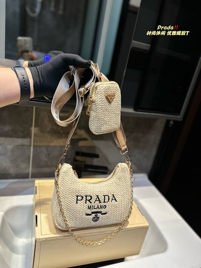 Size：20 12Cm Prada Hobo草编腋下包 看到实物真的堪称完美！ 包装 设计超级方便和舒服！