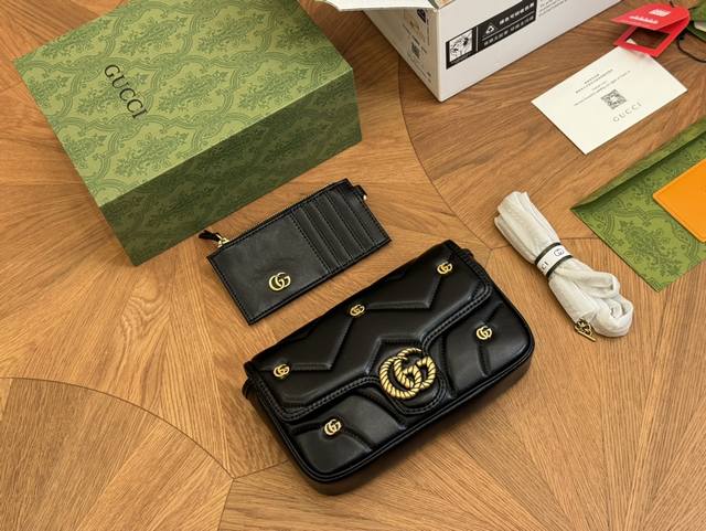 配折叠盒飞机盒 Size：21*13Cm 古奇marmont 二合一 Gucci新款小可爱震撼来袭 宝宝们 绝对绝对的下一个爆款！