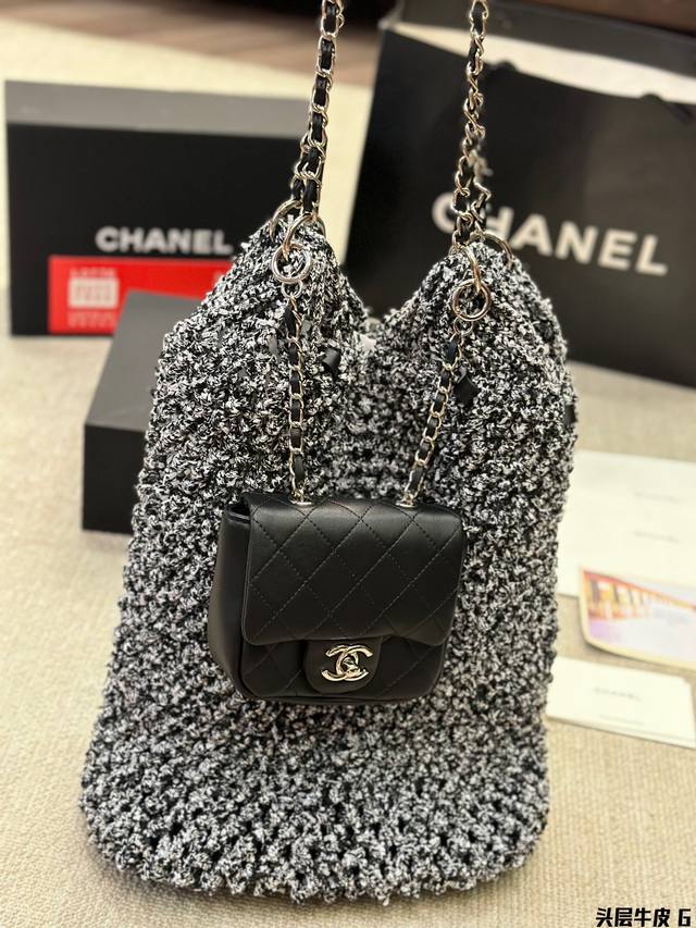 原版皮 Chanel 二合一 毛呢说水桶包双子包 时髦精必备款 超级精致 Size 3 9Cm