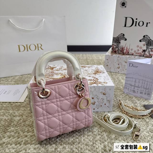 配折叠礼盒飞机盒 原单 Size: 17Cm 高品版.升级出货 Dior 戴妃羊皮款