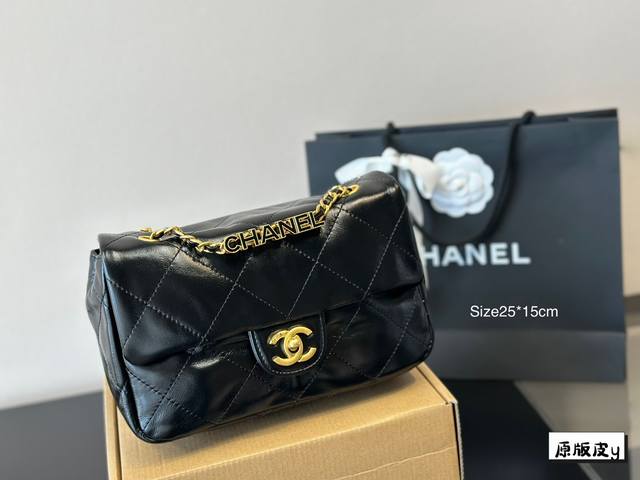 Chanel新品 牛皮质地 时装 休闲 不挑衣服 尺寸25*15