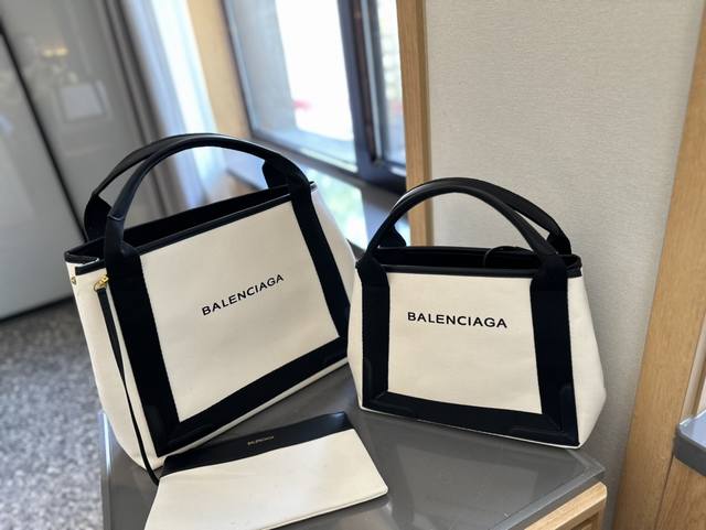 Balenciaga 巴黎世家navy Cabas 沙滩 Tote 超多网红博主们推荐 牛皮 帆布材质 包包非常耐用 包包本身自重轻 向单肩司手提 尺寸 大号4