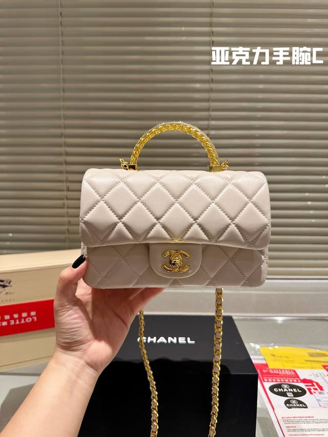 CHANEL HANDLE MINI CF Chanel 香奈儿新款handle mini cf金属手提口盖包单肩斜挎复古链条包 尺寸: 20*12*6CM链条