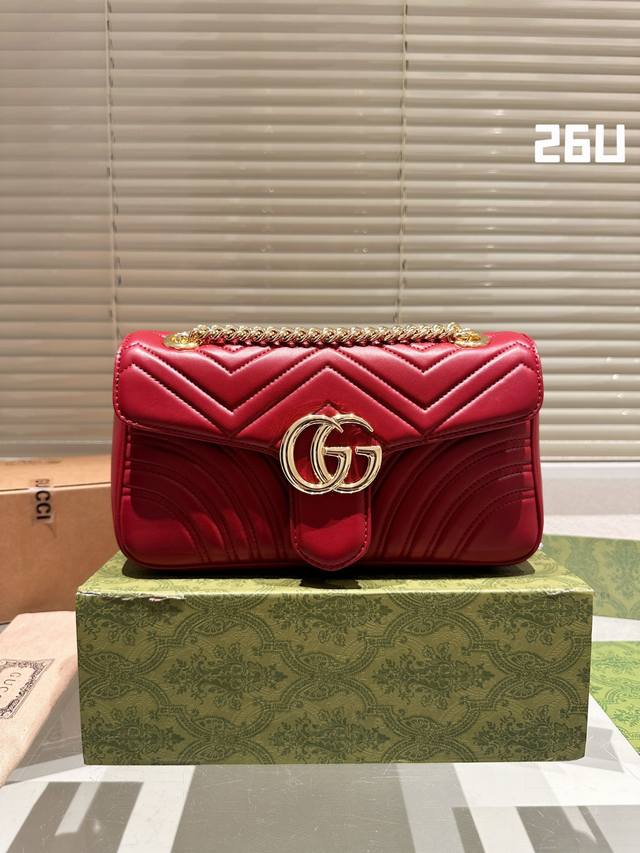 牛皮 飞机盒折叠礼盒 Gucci l GG Marmont 系列 经典百搭 万年不过时的一款马蒙 原单品质 尺寸26cm