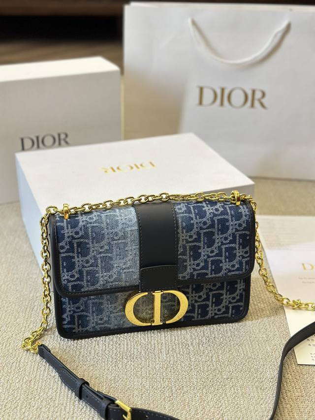 顶级原单 原版布 链条 真的很适合 Dior 蒙田30 ＃高级感穿搭 #笔记灵感 Dior Montaigne 蒙田 30皮带款 自带法式复古感的老花蒙田经典款