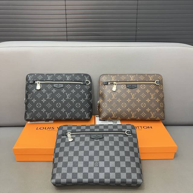 Louisvuitton 路易威登 印花手拿包 卡包钱包多功能男包 采用精湛镶嵌细工，实物拍摄 原厂原版面料 配送礼盒 29 X 22 Cm。