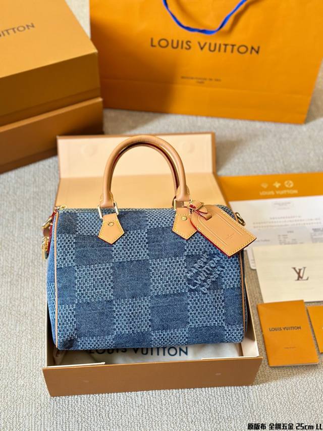 原版布 全钢五金 Louis Vuitton Speedy Bandoulière 25 手袋出自 Nautical 系列，以缤纷纱线织就 Monogram 图