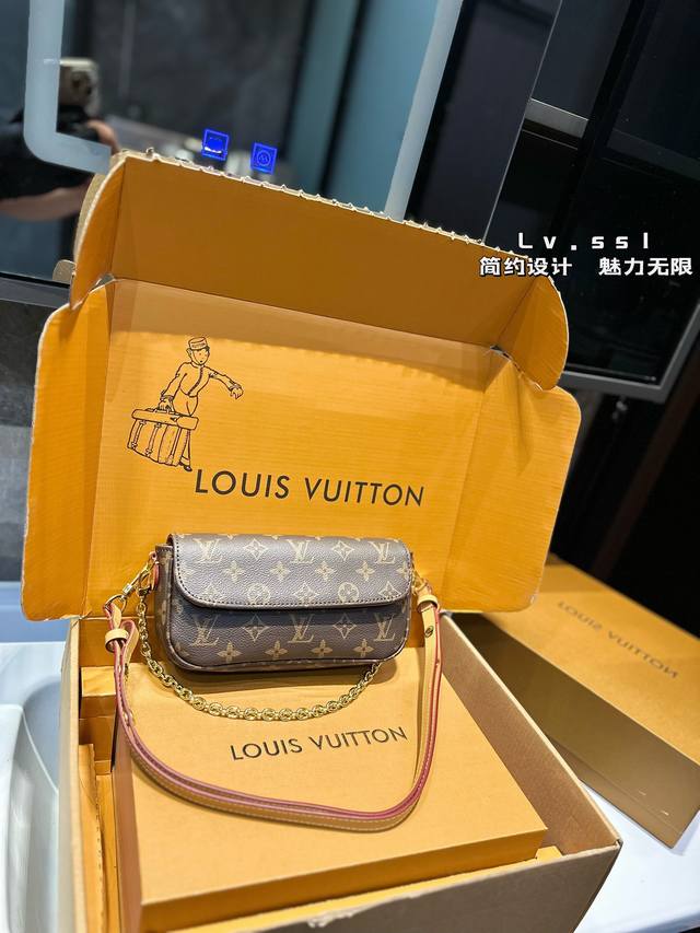 2024新款 Lv 路易威登 Wallet On Chain Ivy牛仔腋下包 麻将包 尺寸22 13Cm