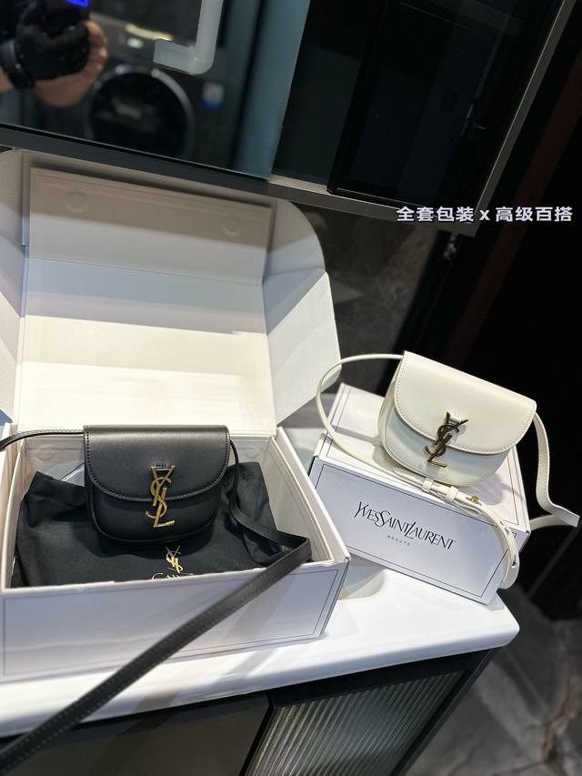 折叠飞机礼盒 Ysl Kaia 小猪包”圣罗兰斜挎小猪包 Saint Laurent 圣罗兰复古风小方包cassandra经典信封小方包造型 内有双隔层 容量大