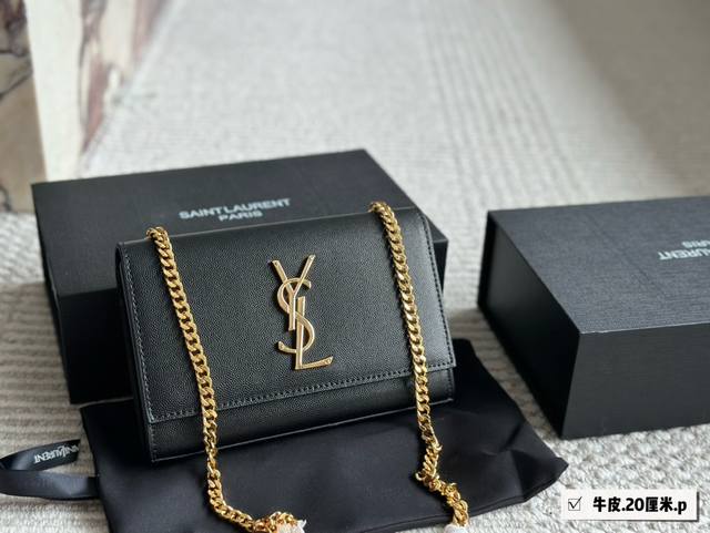 配盒 牛皮size：20*12Cm 小 Ysl Woc信封包 Kate 鱼子酱搭配非常有质感！ 看起来质感特别好！耐磨耐用！斜挎腋下