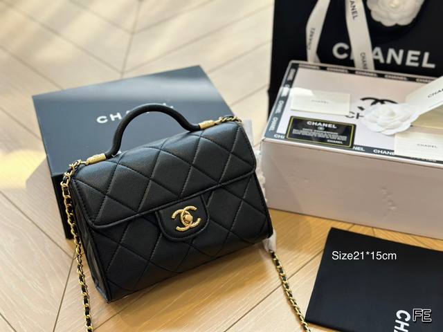 折叠盒chanel24A新品上市chanel香奈儿最新一季的24A正式上市咯这季的包包都十分好看哦专柜黑金的依然一包难求甚至很多都溢价 但是依然阻挡不了香奈儿精 - 点击图像关闭