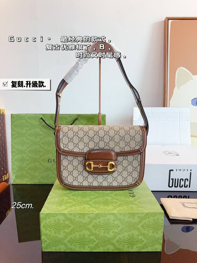 配礼盒 Gucci古奇 1955酷奇 马鞍包 新品 全新造型的，精致小巧真的的超级好看，配色也延续了ophidia系列非常高级，是这一季重点推荐的单品之一 尺寸