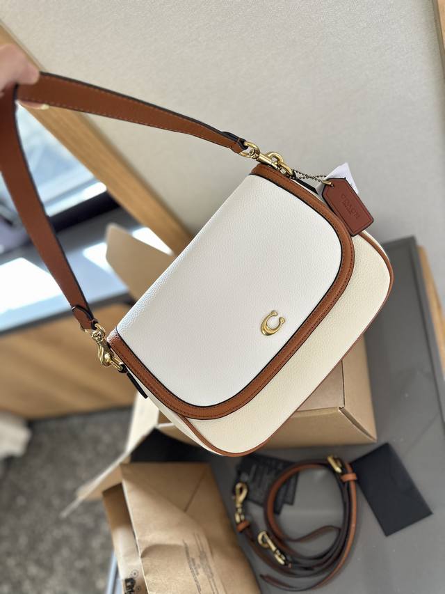 折叠礼盒包装 Coach 蔻驰新款 马鞍包 新品女士经典标志legacy 新品n！ 尺寸28X18X7