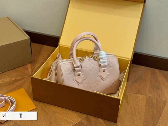 Size：21.15Cm Lv Speedy20 新款枕头包 搜索 Lv 枕头包 配折叠盒