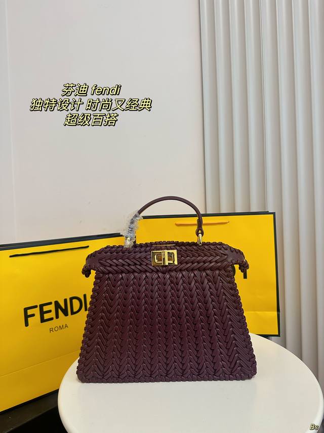 配盒 芬迪fendi Keepaboo小猫包 独特设计时尚又经典 超级百搭日常通勤皆可 上身又a又飒 尺寸27＊20