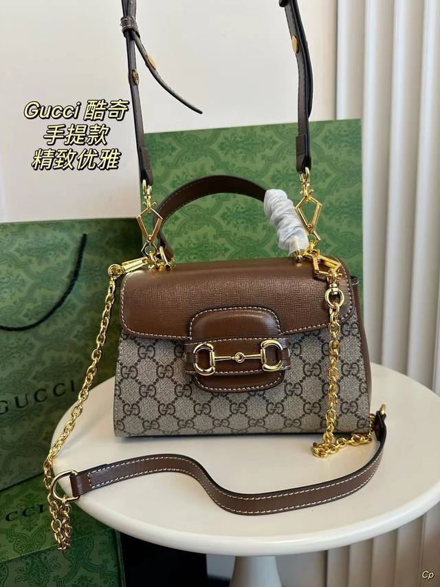 配盒 Gucci Handle1955 手提款 1955家族又填一枚重磅成员了手提造型更增添精致优雅感 尺寸：22*15 - 点击图像关闭