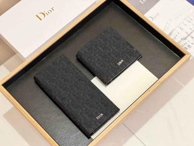 短长dior 短022 长026颜色 黑色 11*10*1.5 17.5*8.5*1.5Dior专柜新款火爆登场！官网同步，精湛手工制作，实物拍摄，男女统用！