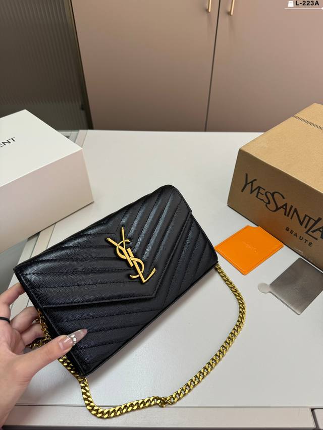 Ysl 圣罗兰菱格信封邮差包 标签s*Int Laurent 链条包 专柜永恒经典同步款 L-223A尺寸22.4.14折叠盒飞机盒