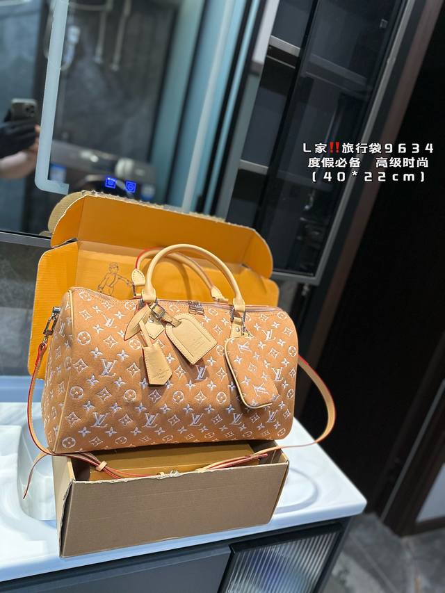 Lv Keepall Bandouliere 40旅行袋 超酷中lv Keepall老花旅行袋 Lvkeepall 出差旅行最常用的一只包 这是超酷的一只包 可