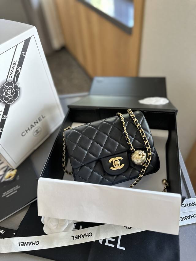 牛皮 “折叠礼盒+官网飞机盒” Chanel 小金球方胖子 调节扣 “New Arrival” 最美金球方胖子人间香奈儿 白富美小姐姐必备款 ■单独夸最让人挪不