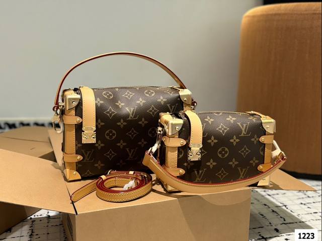 Size：23*16Cm 大 18*13Cm 小 超时空爆款 Lv 23王炸新款包trunk 谷爱凌 走秀小软箱s来了终于 超级洋气 Upupup 搜索lv 软