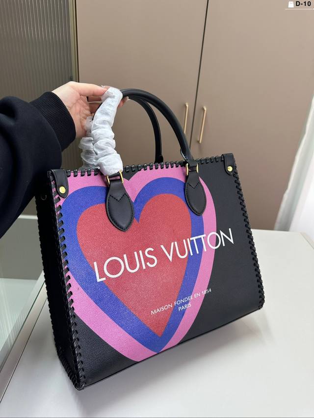 Lv 路易威登购物袋托特包 新款妈咪袋让包包变得焕然一新新品手包 颜色特别好看 超级实用大容量 D-29尺寸33.11.28