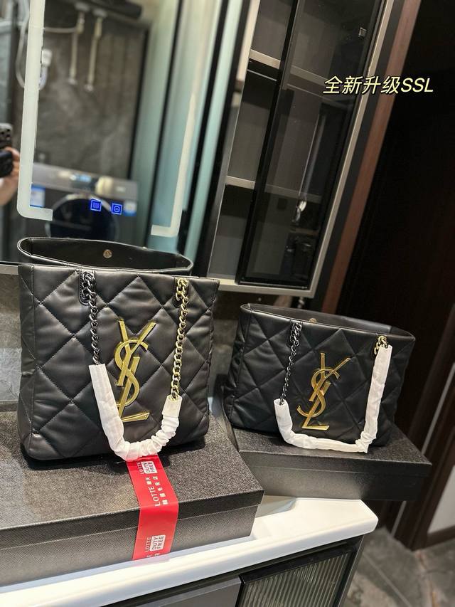 Ysl Saint Laurent Rive Gauche圣罗兰 新款购物袋 这只购物袋 质感完胜之前所有色款沙滩包，美爆了！真是火遍了，博主们几乎人手一只的节