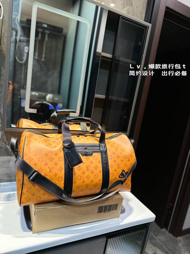 Lv 路易威登 限量新款keepall 旅行袋 一只帅气能装的旅行袋 时尚爆发款火热来袭 经典设计大气可观男女通用款 包包采用原版皮质 超级厚实 耐磨 耐用原版