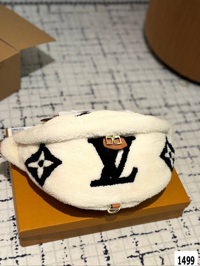 礼盒 秋冬包包 Lv羊羔毛胸包 Teddy温暖羊毛系列手袋，Louis Vuitton Monogram Lv Teddy 系列手袋，Speedy 手拎包、Tw