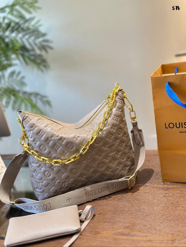 Lv 压花hobo 11月新款coussin Hobo Mm容量大大的+ #Louisvuitton #Coussinhobomm #Coussin #Fw20