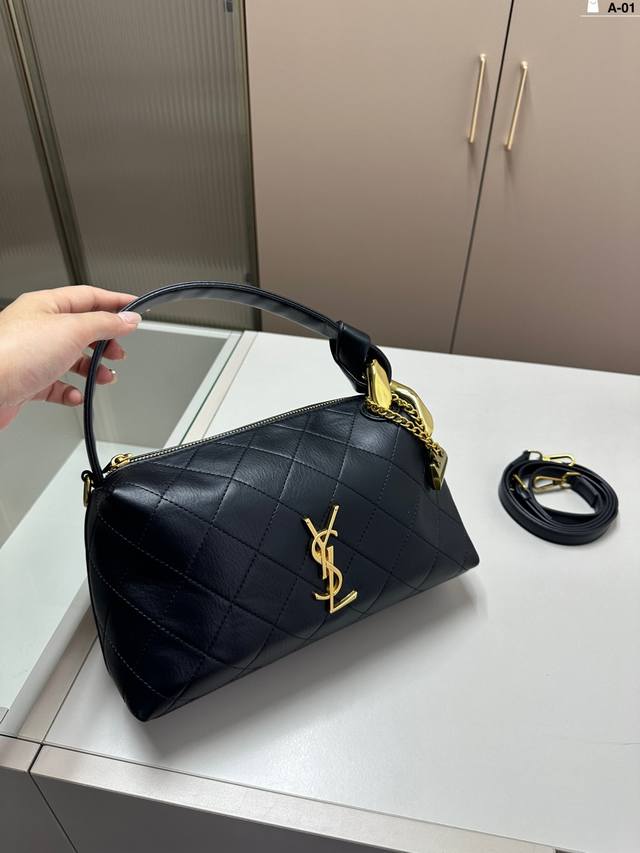 Ysl 圣罗兰中古枕头包 又甜又酷 一整个爱住百搭时尚 是每个潮酷女孩必入单品 A-01尺寸27.8.16配盒